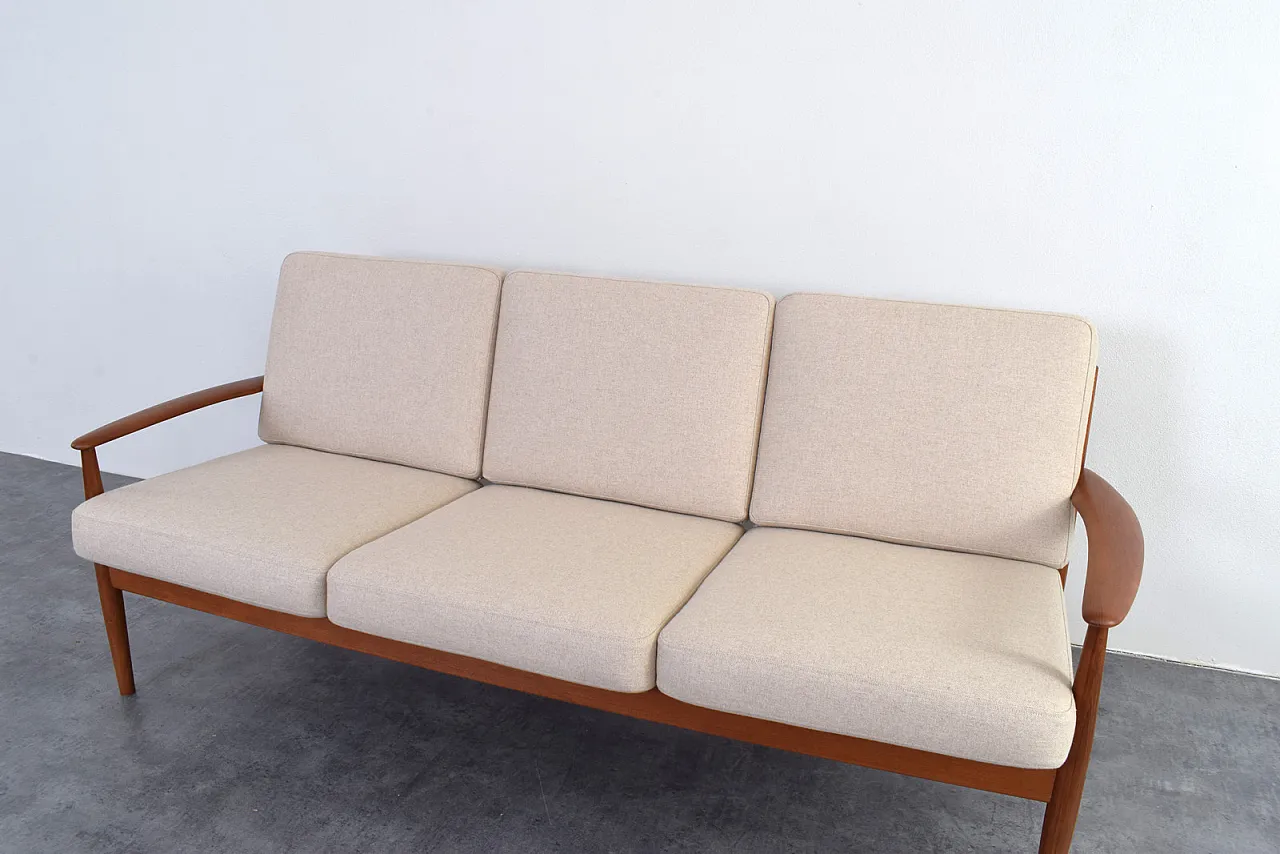 Mid-Century Danish Teak & Wool Sofa by Grete Jalk for France & Søn 13
