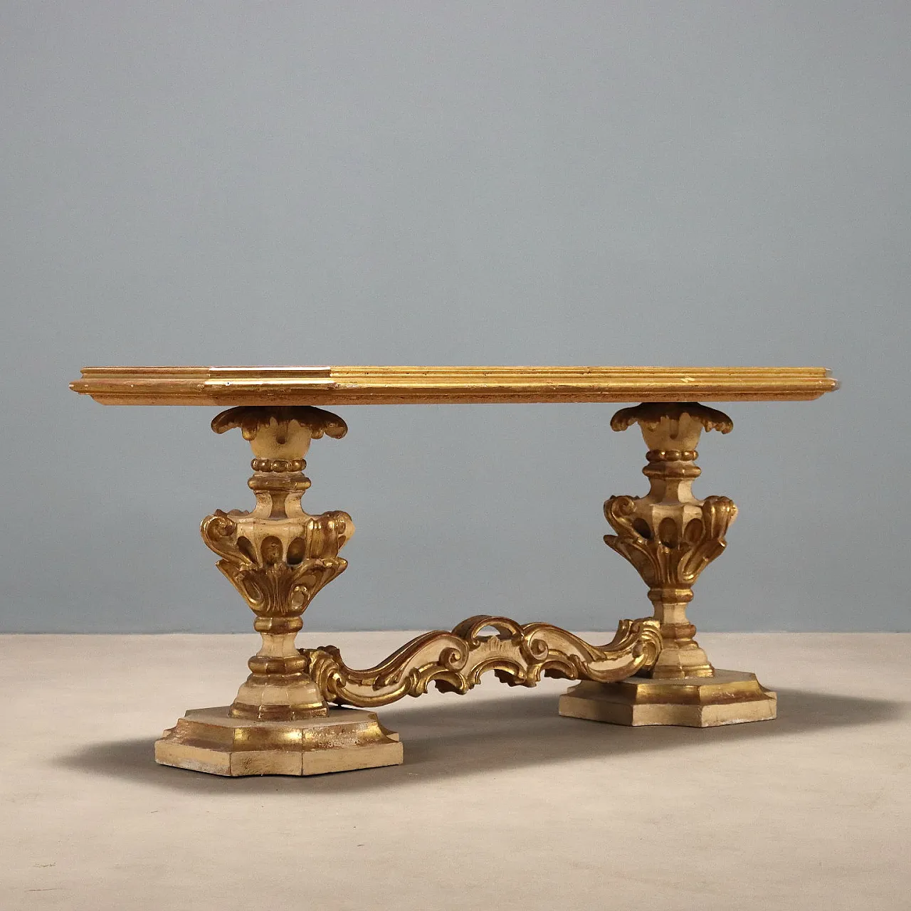 Tavolino da centro in stile Barocco laccato e dorato, '800 8