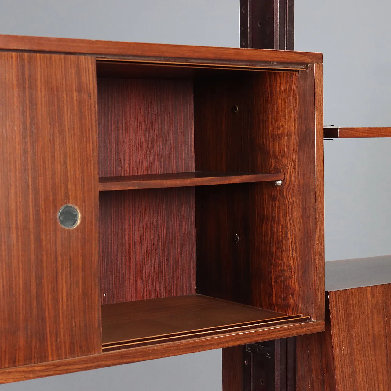 Libreria con impiallacciatura di legno esotico e ottone, '900 8
