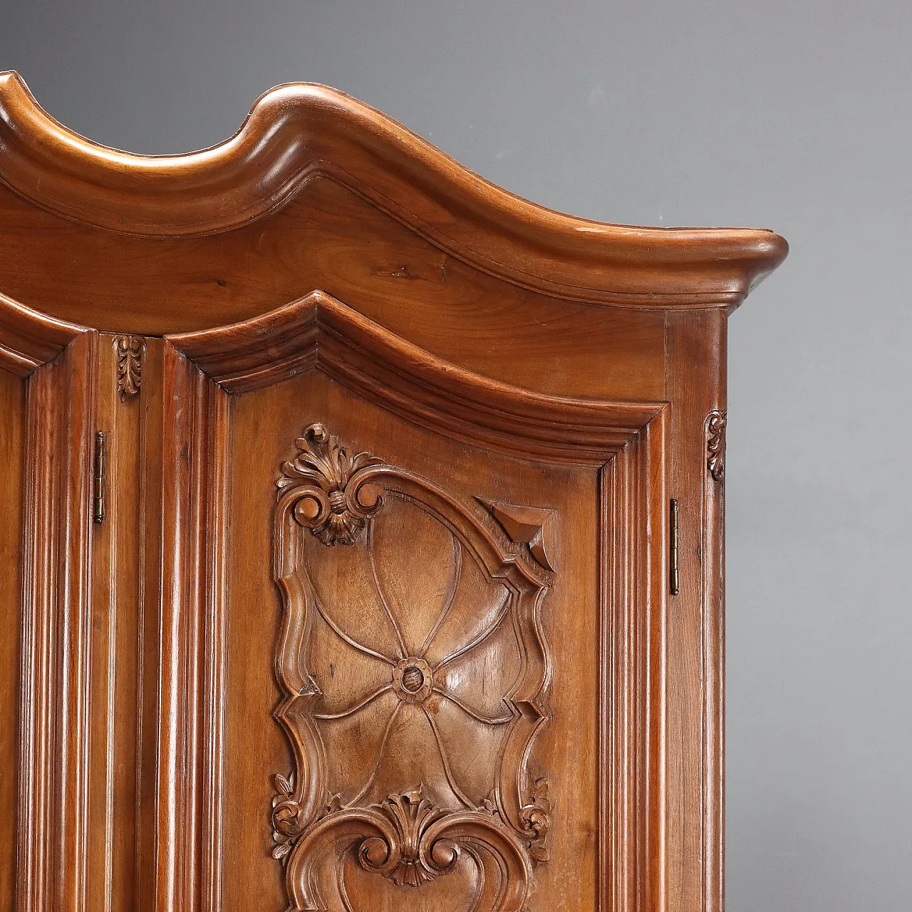 Armadio in legno di noce, metà '900 9