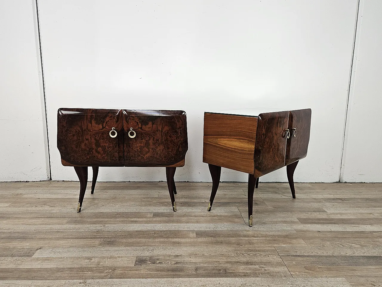 Mid-Century pair of nightstands in mahogany with mirrored top, 1950s 2