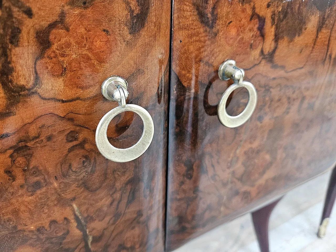 Mid-Century pair of nightstands in mahogany with mirrored top, 1950s 9