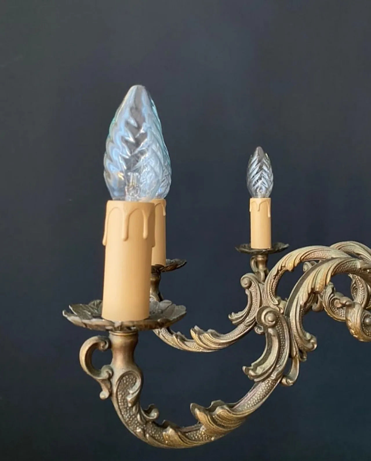 Lampadario in ottone, anni '60 6