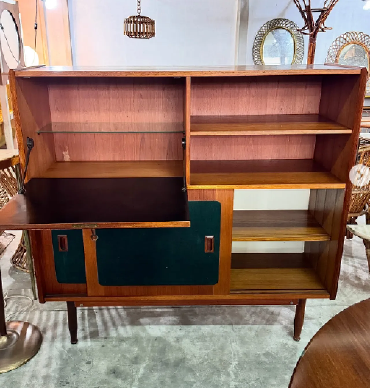 Highboard in legno con pannelli, ante scorrevoli e ribalta, anni '60 2