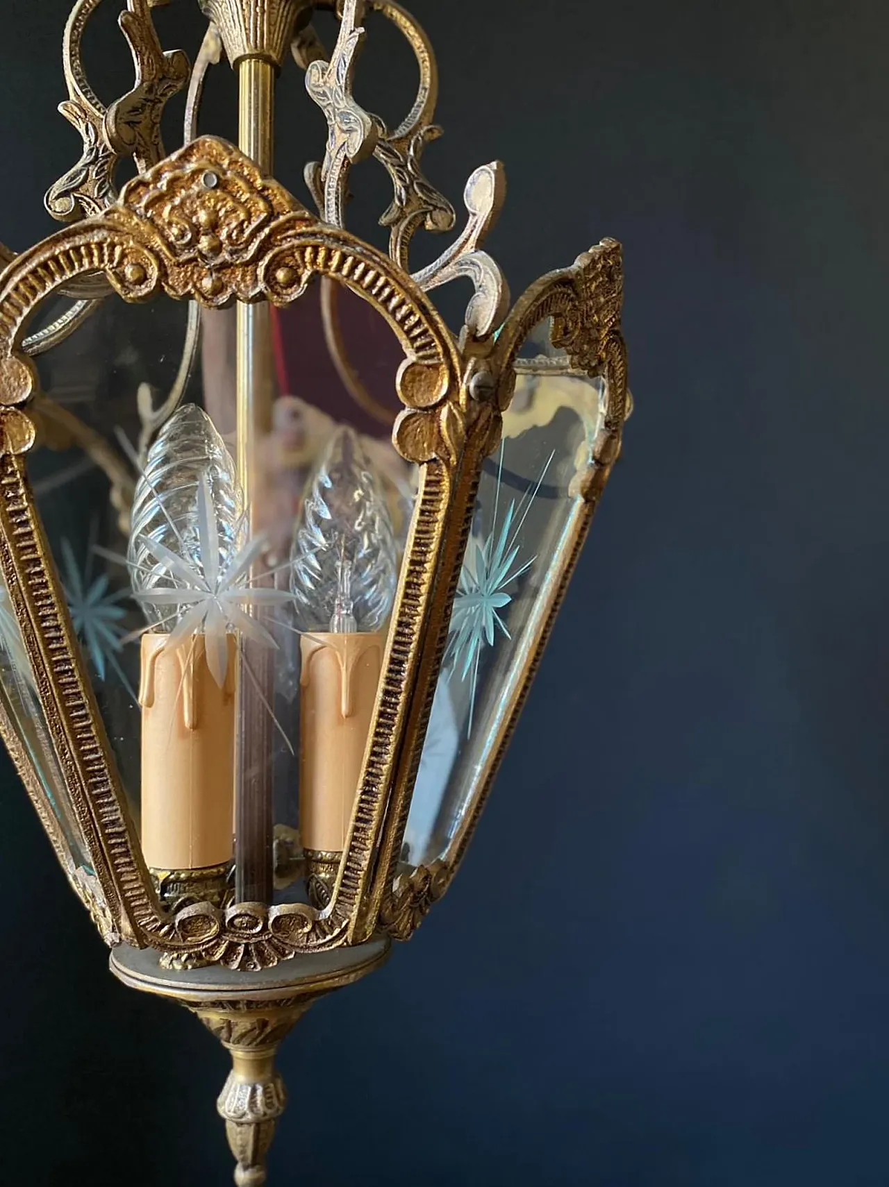 Lanterna lampadario in ottone e vetro, anni '60 6