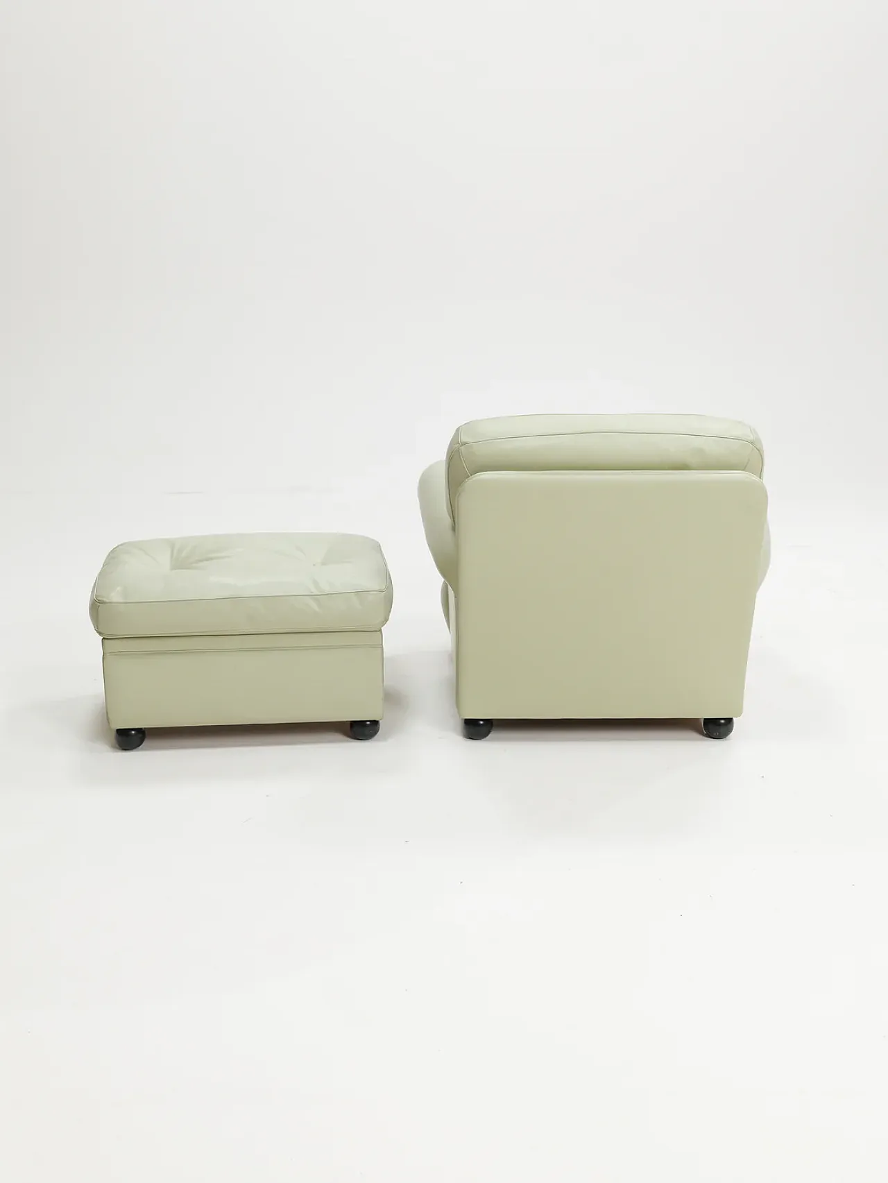 Dream B armchair with ottoman by Poltrona Frau, 1980s 5