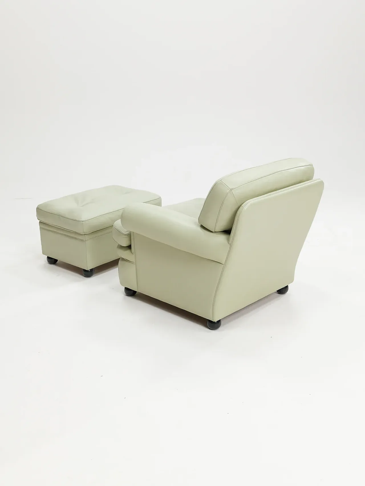 Dream B armchair with ottoman by Poltrona Frau, 1980s 6