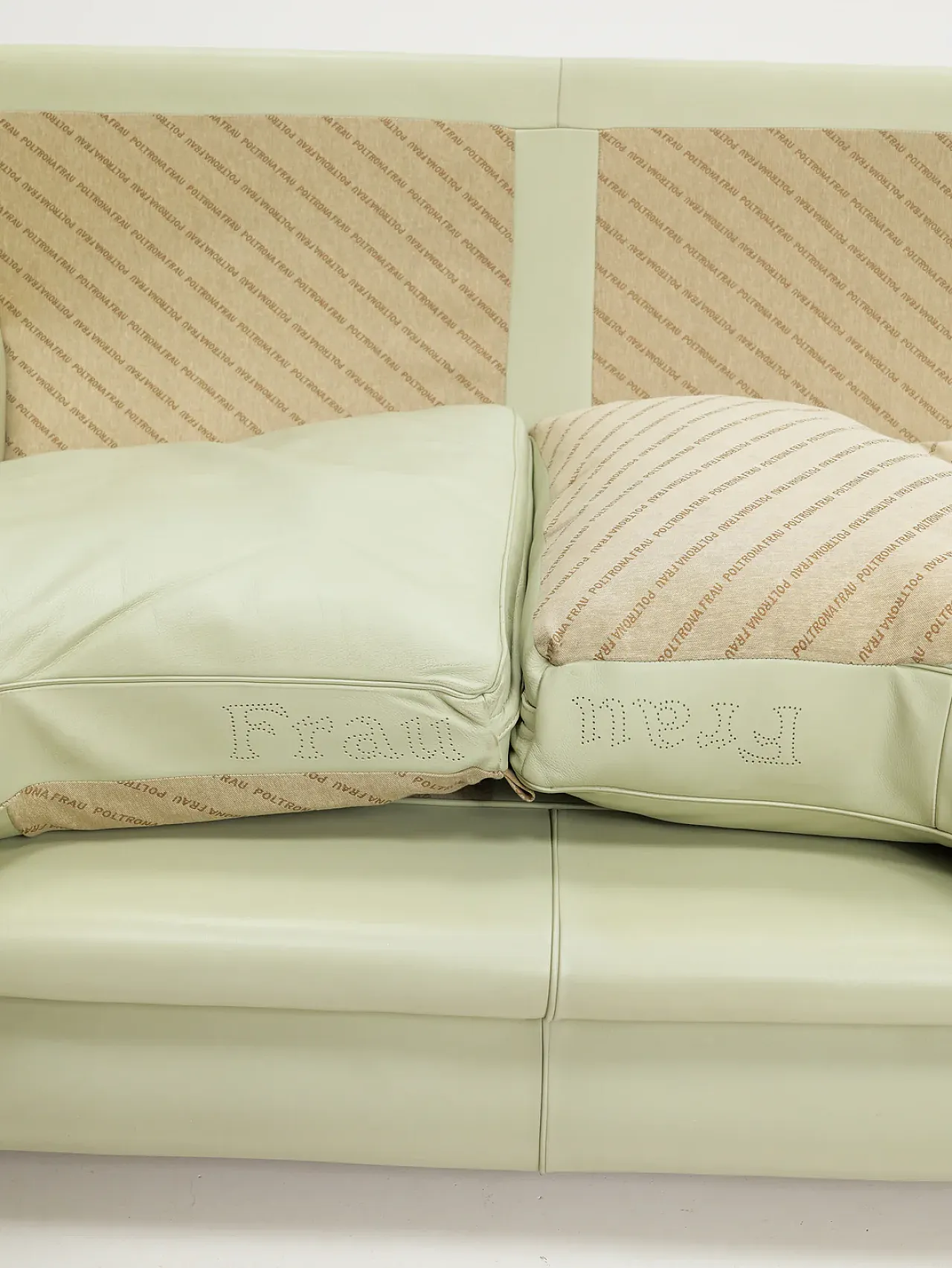 Dream leather sofa by Poltrona Frau, 1980s 17