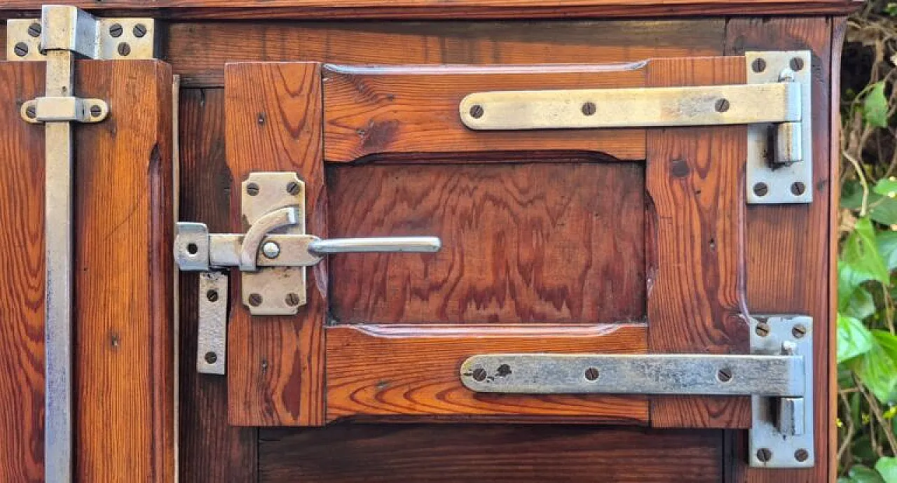 Credenza ghiacciaia in legno di larice, primo '900 5