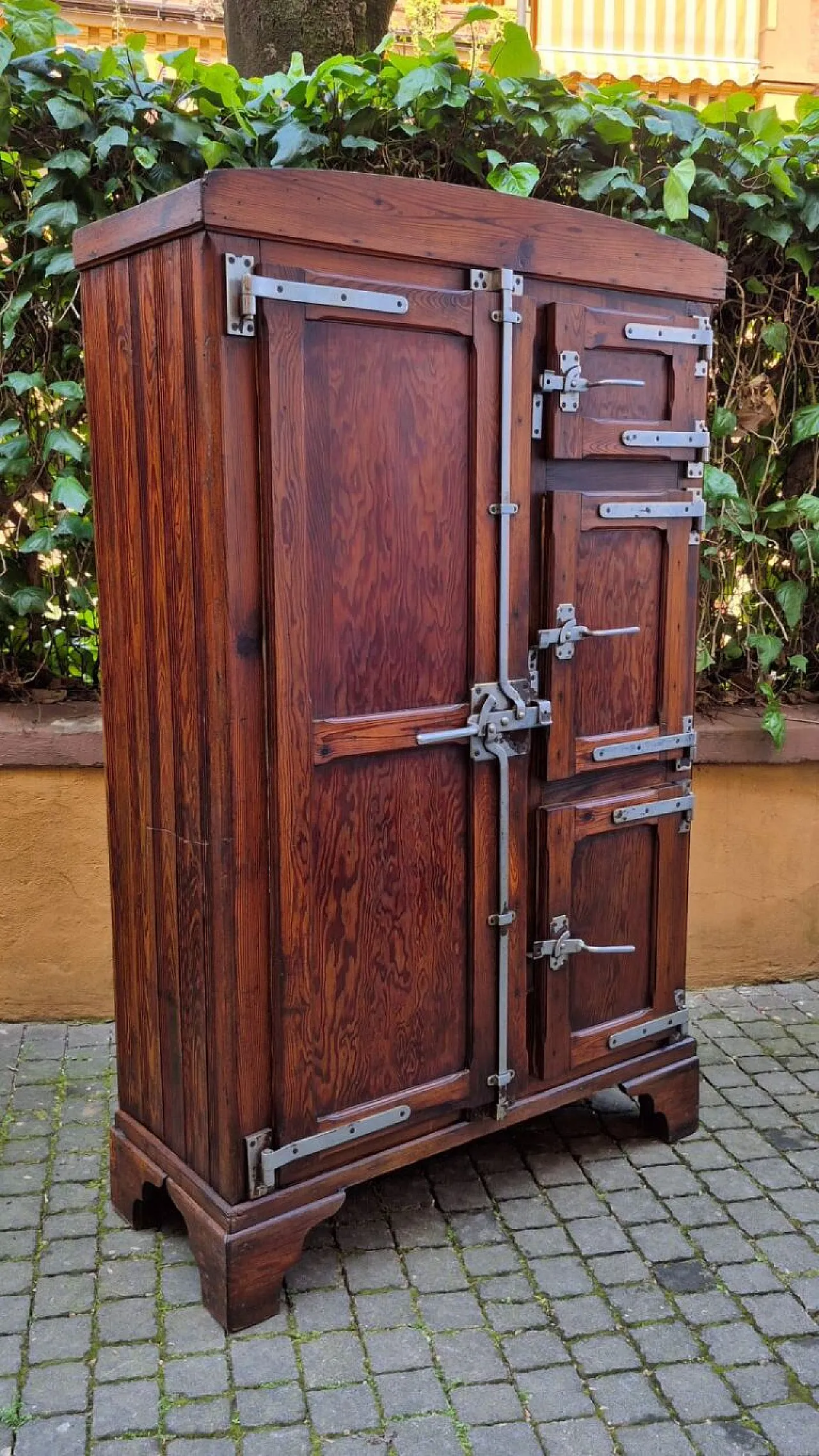 Credenza ghiacciaia in legno di larice, primo '900 6
