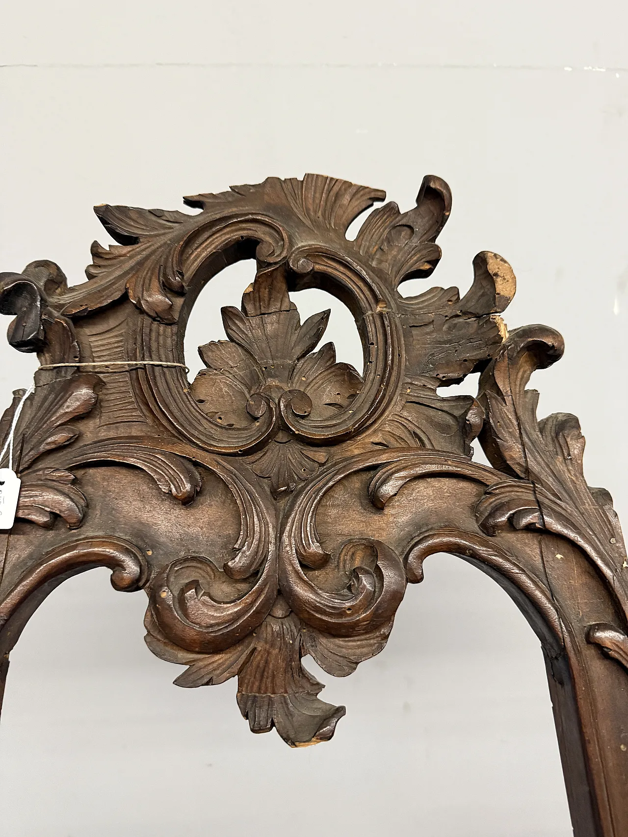 Liberty painter's easel in carved walnut, 20th century 7