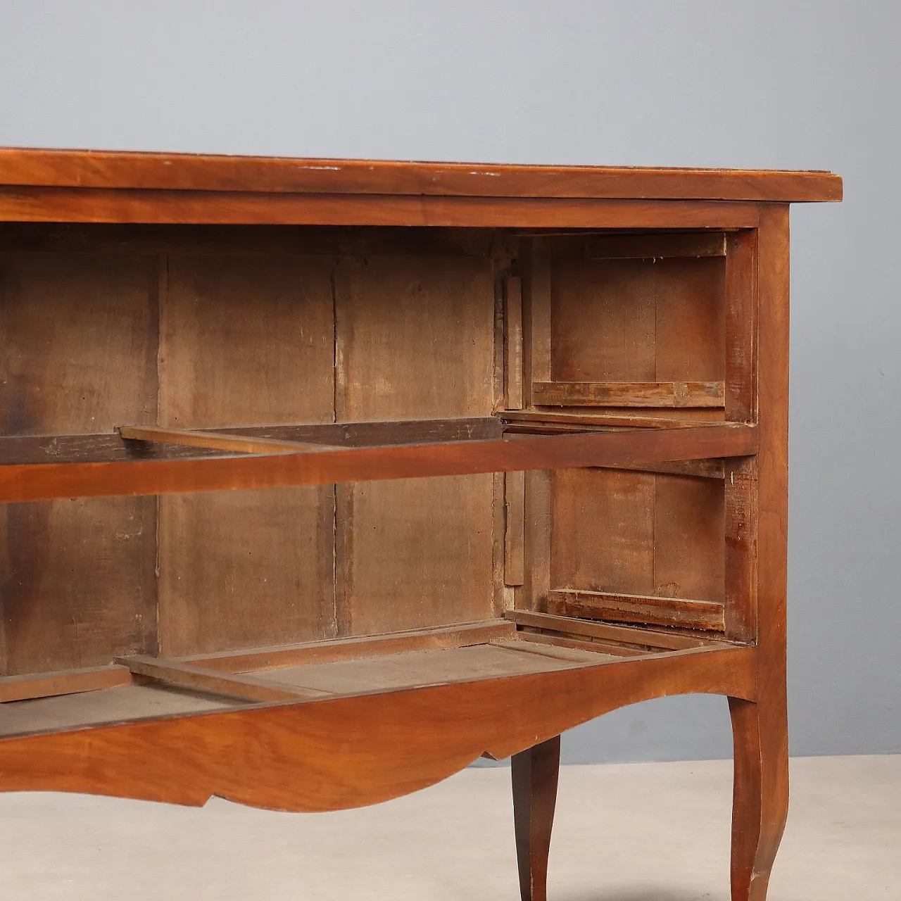 Louis XVI Style chest of drawers in cherry, 20th century 9