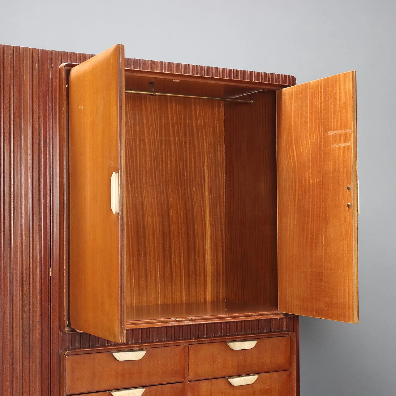 Armadio in legno, anni '50 6