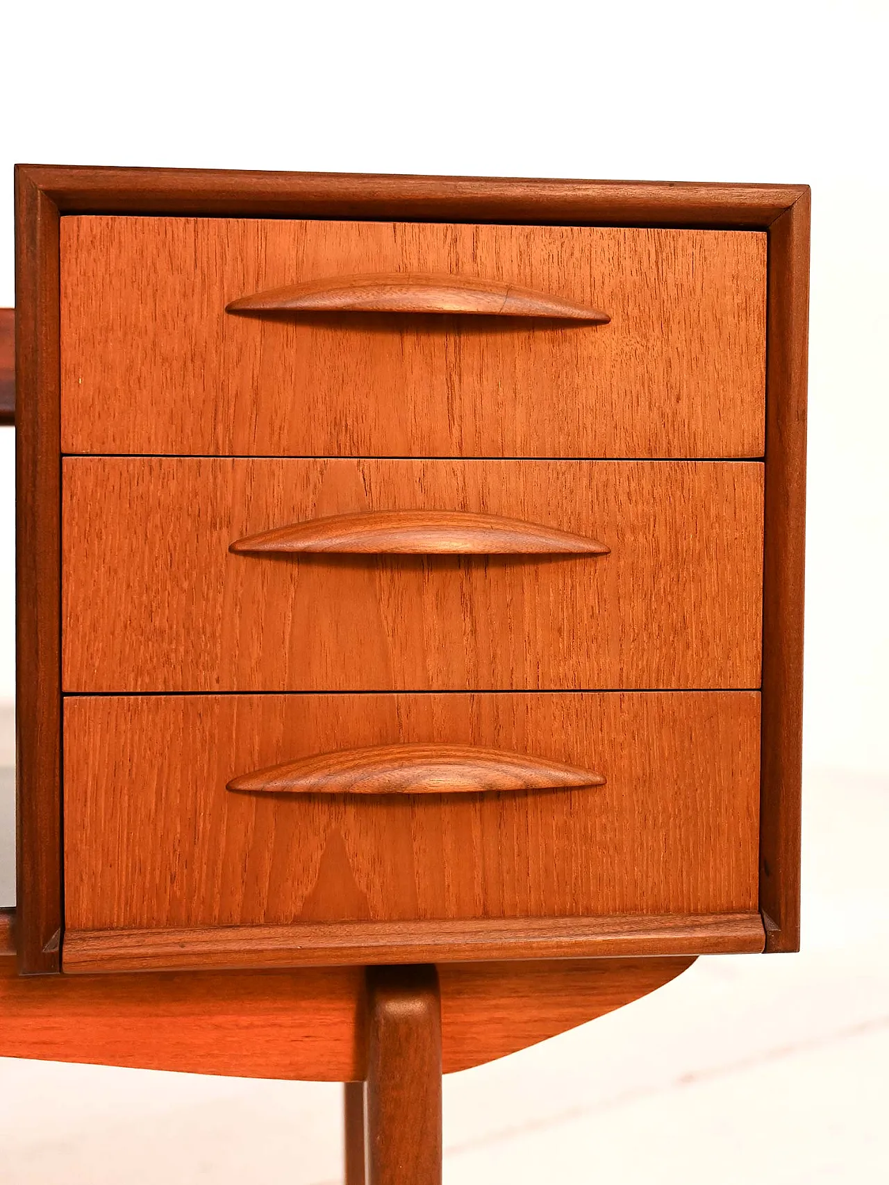 “Model 315” dressing table by Svante Skogh for Slutarp 1960s 7