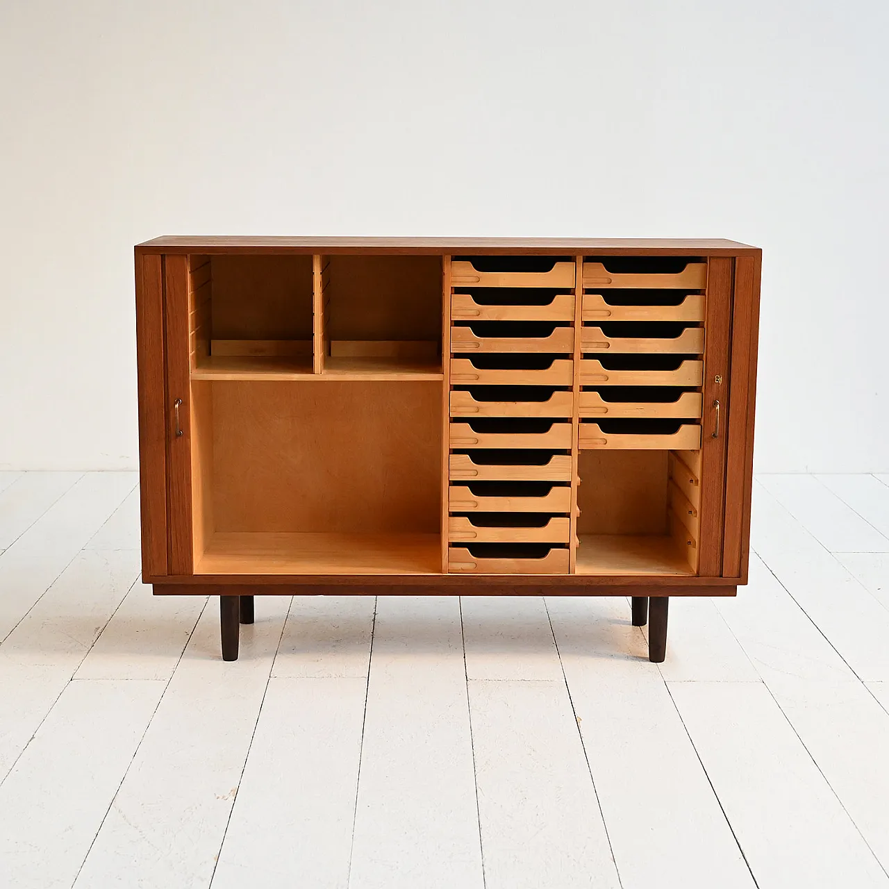 Highboard scandinavo in teak anni ’50 5