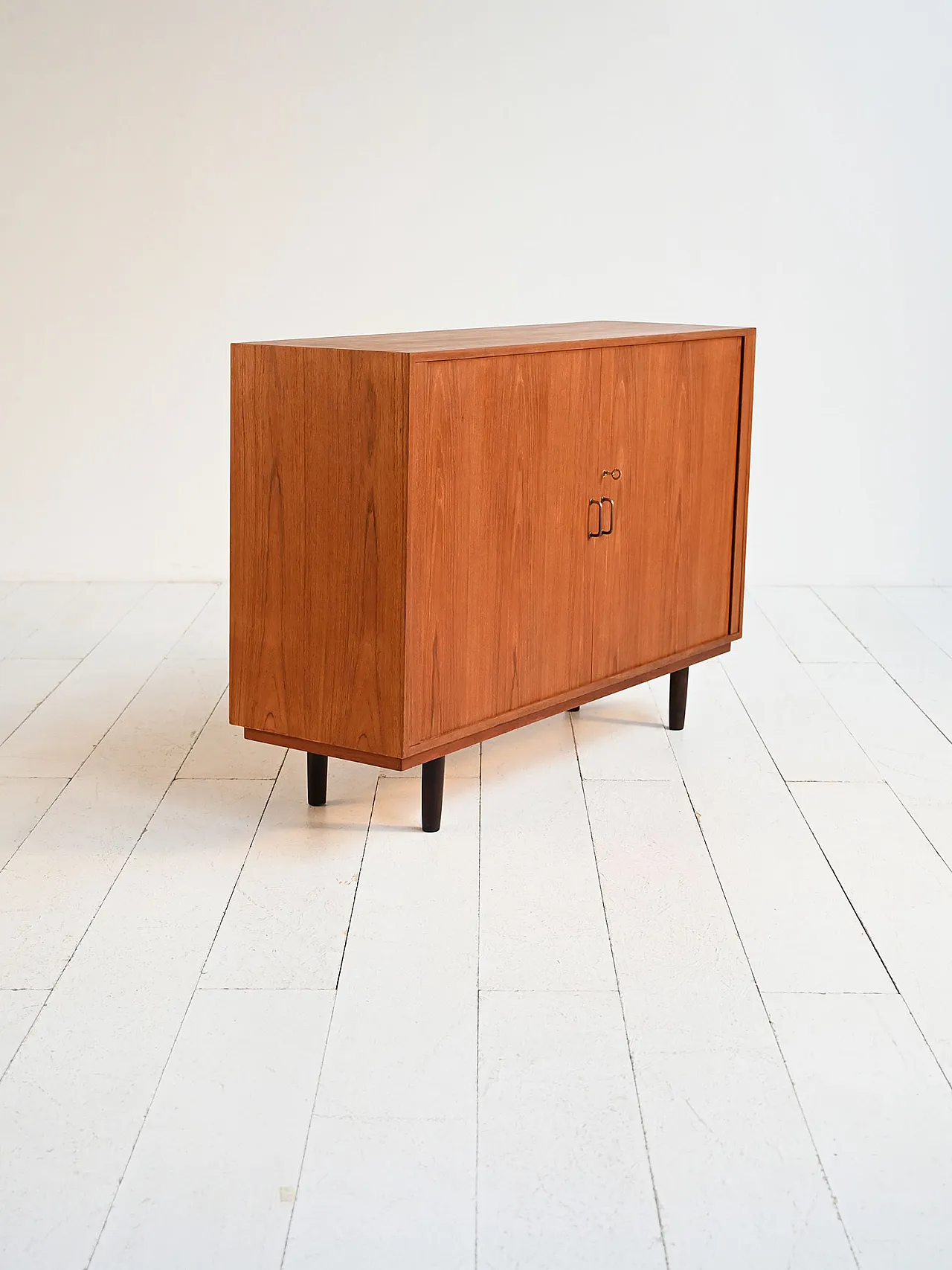 Highboard scandinavo in teak anni ’50 7
