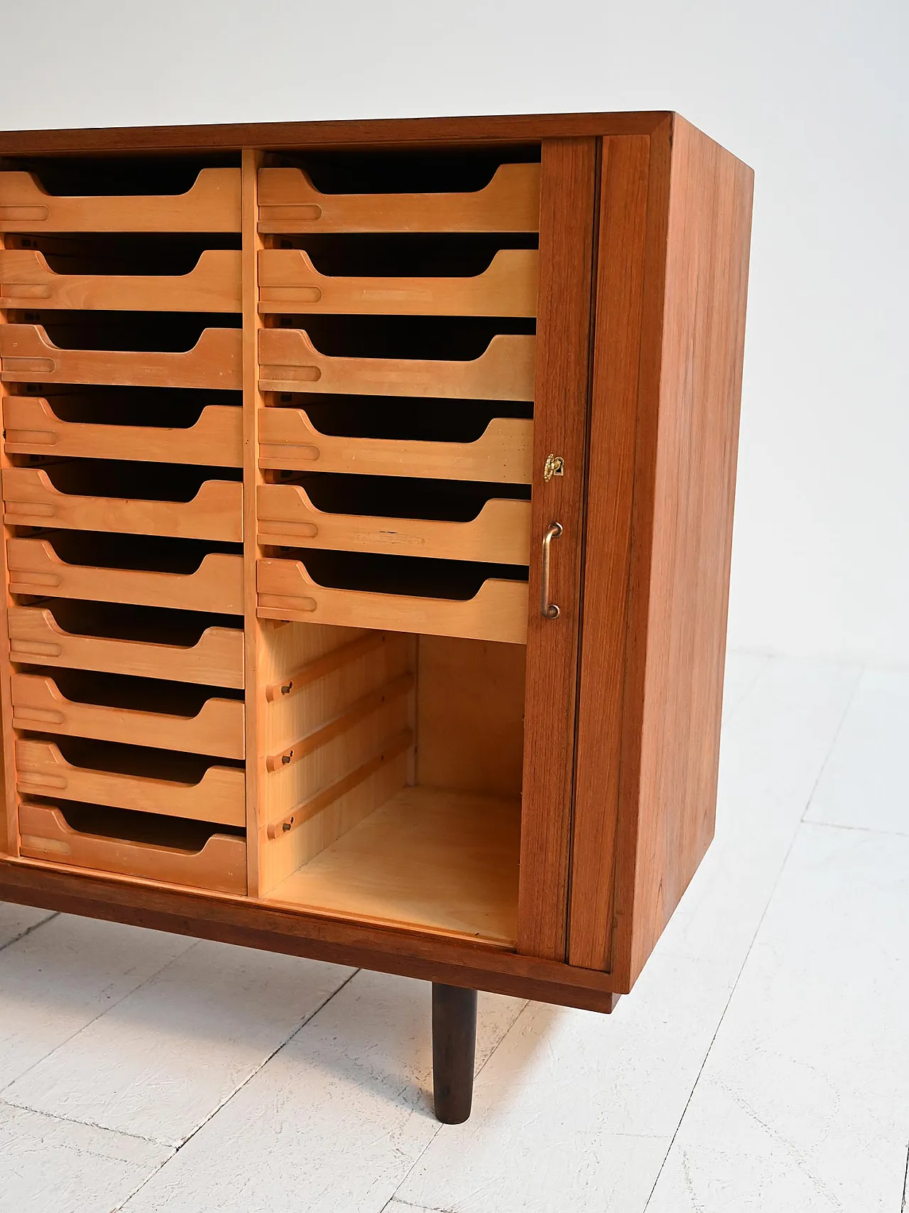 Highboard scandinavo in teak anni ’50 8