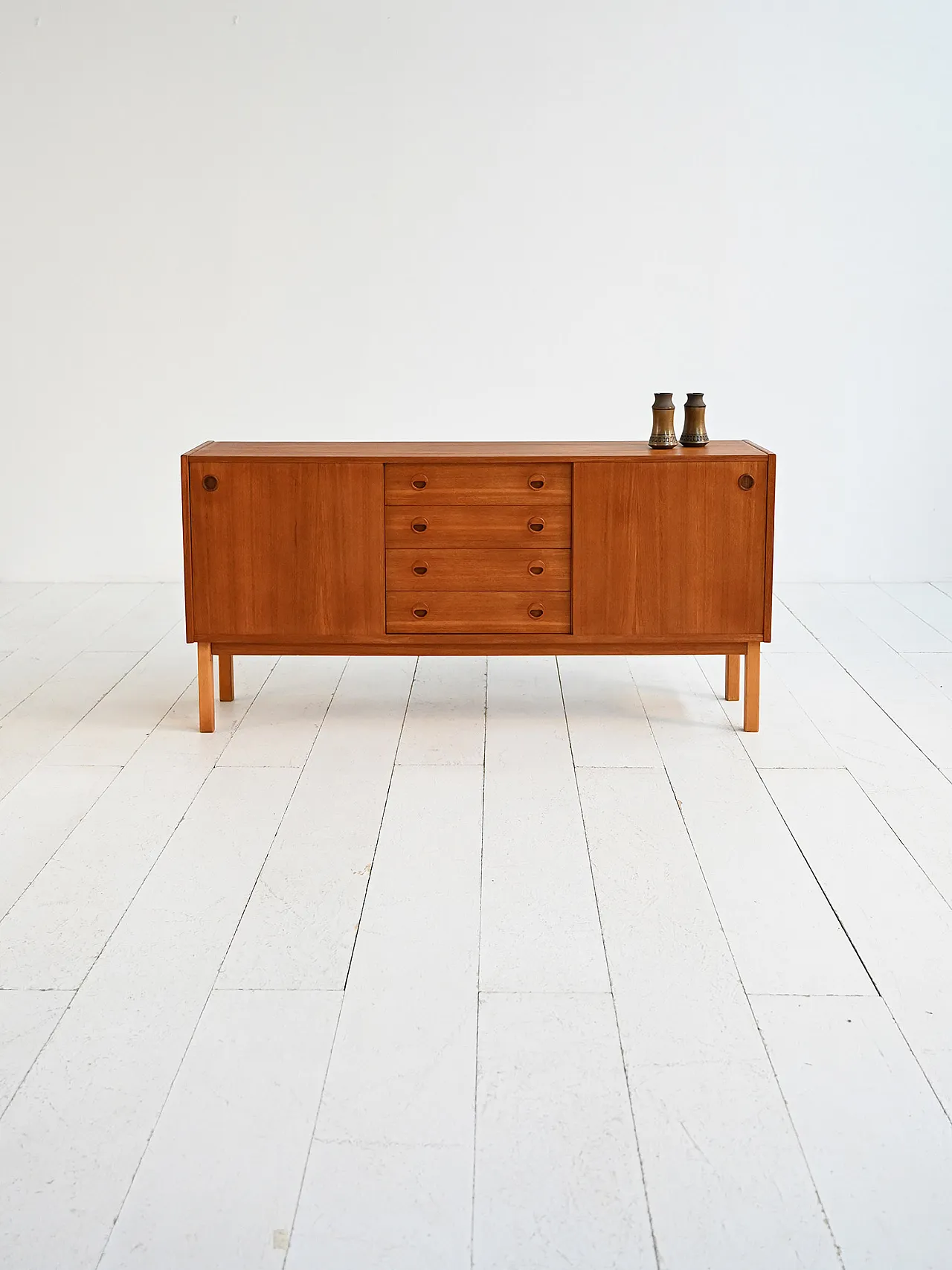 Sideboard in teak scandinavo, anni ’60 2