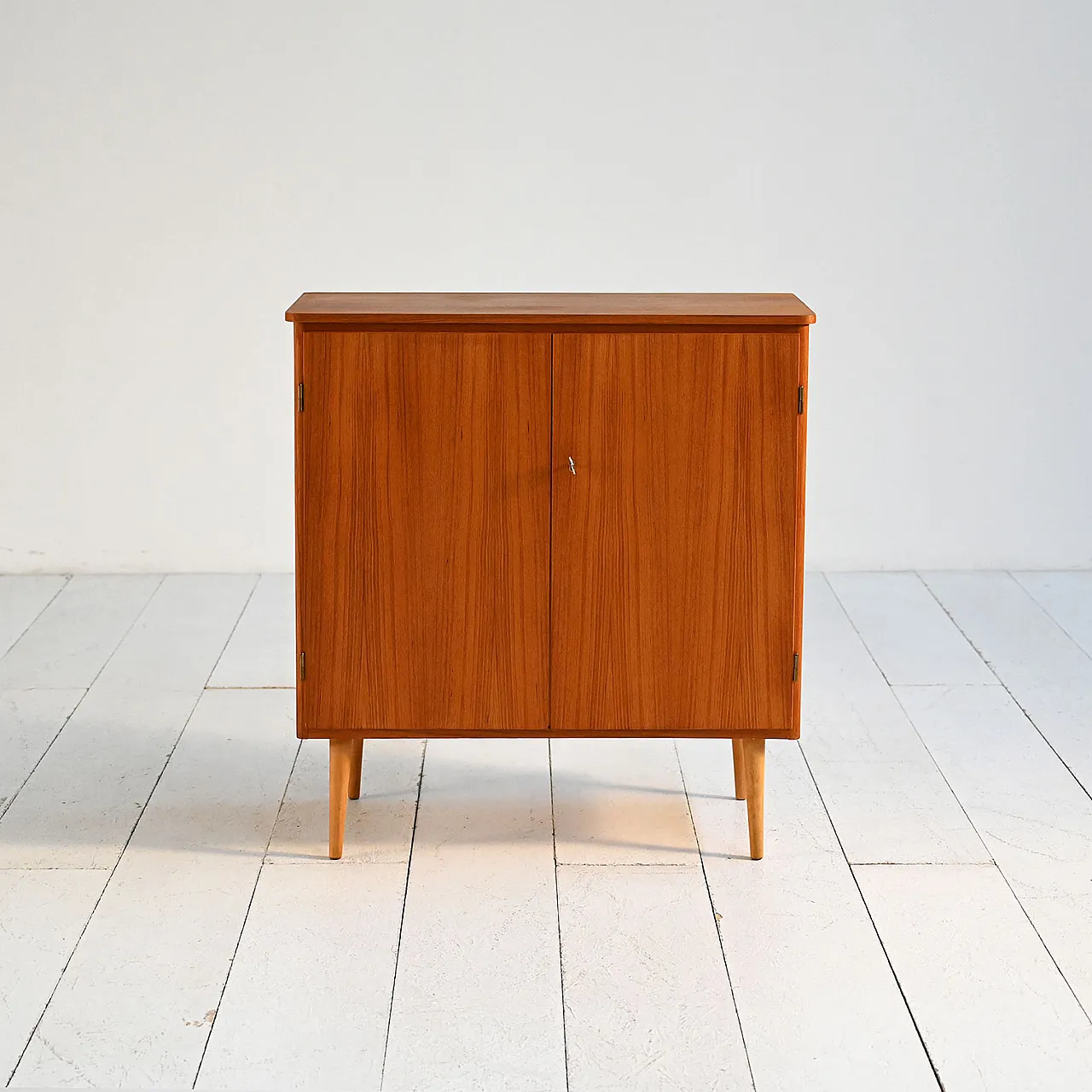 Northern European teak cabinet, 1960s 2