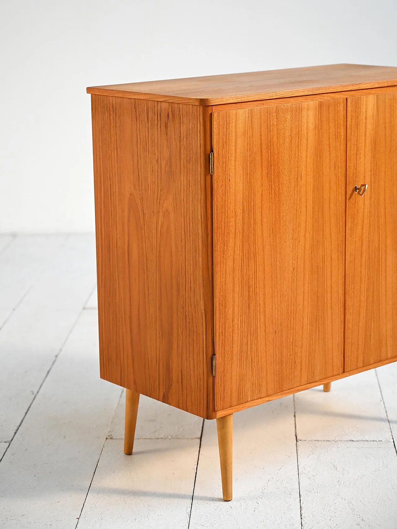 Northern European teak cabinet, 1960s 6
