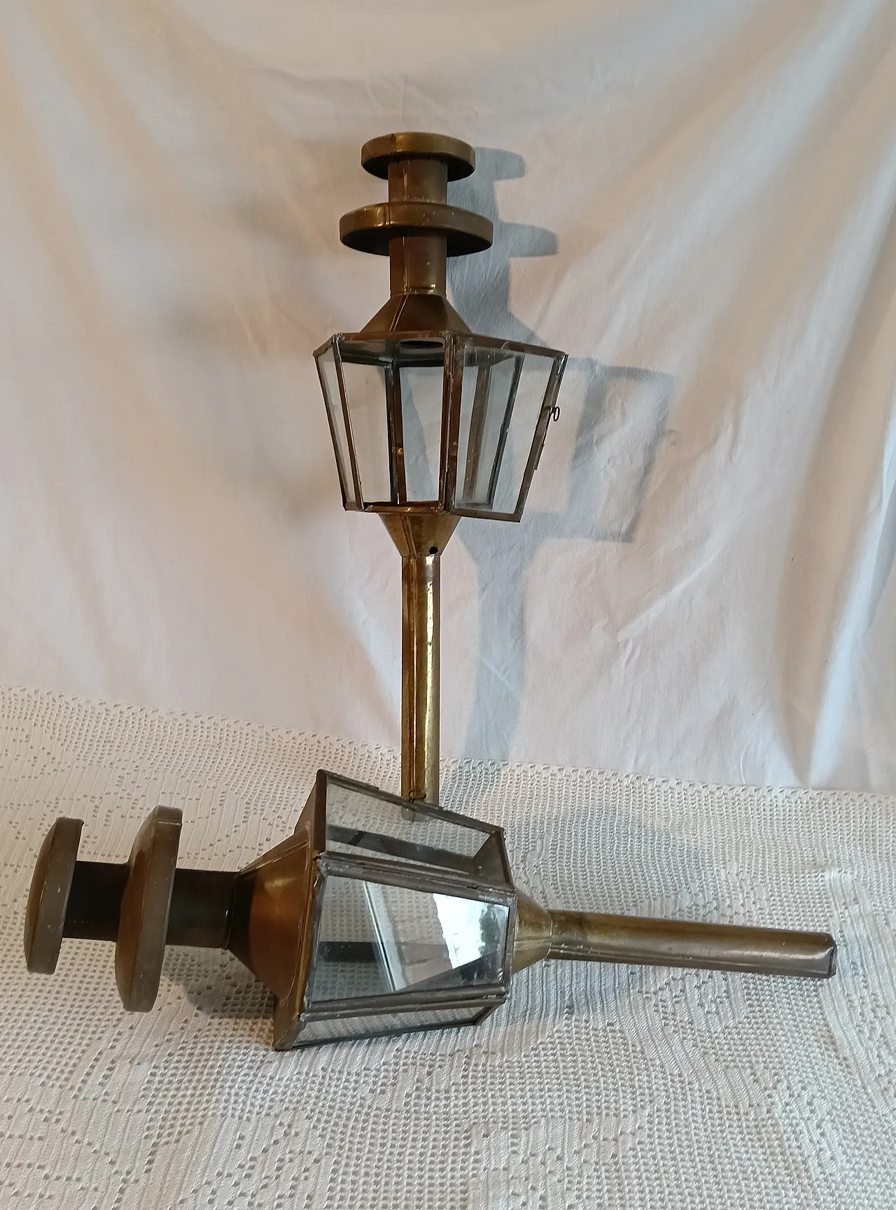 Coppia di lanterne da carrozza, anni '50 12