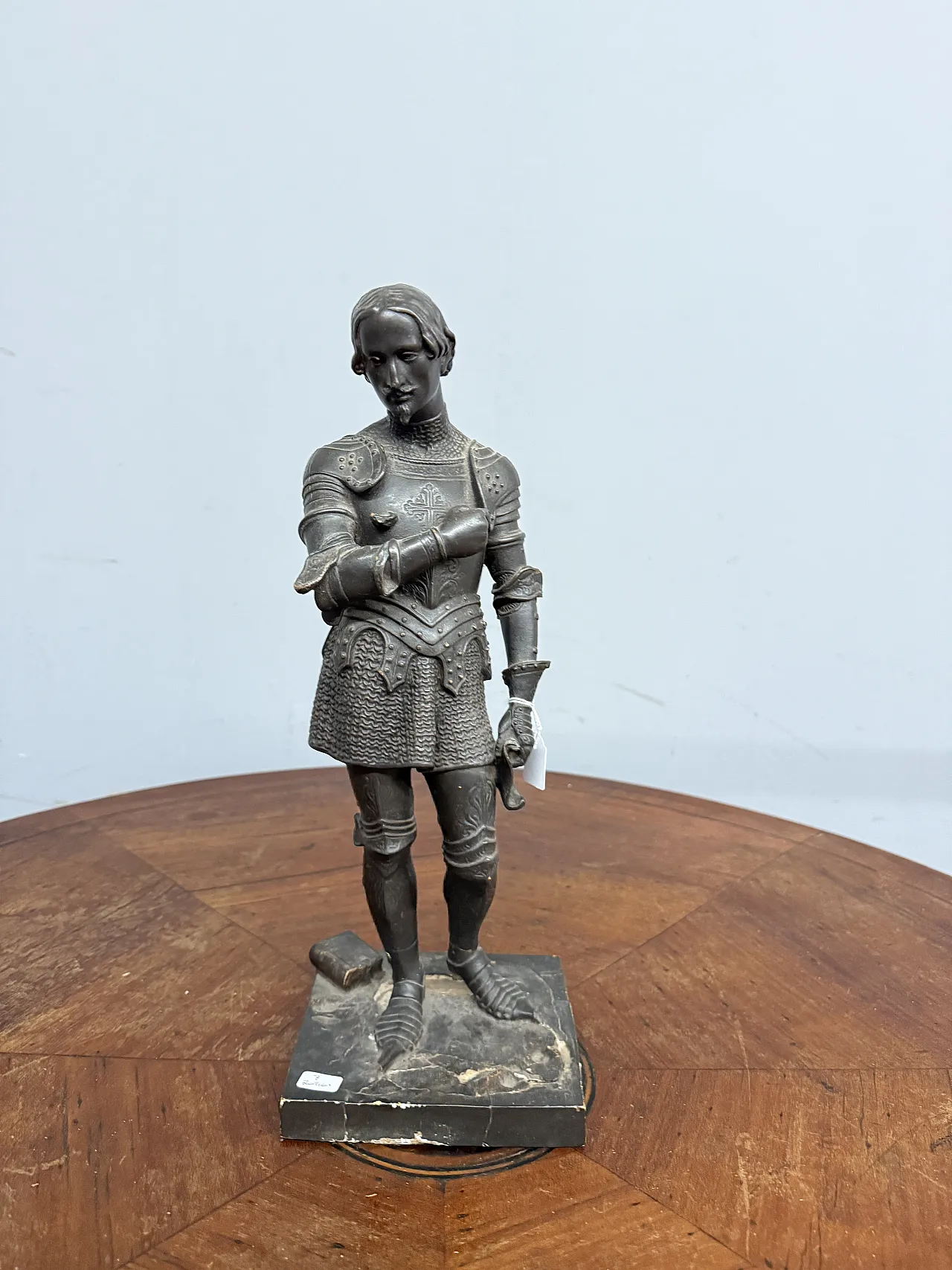 Scaiola sculpture of a knight made in France, 19th century 1