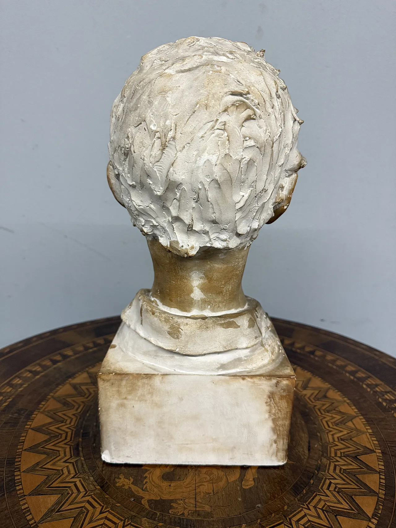 Patinated plaster sculpture of a boy, 1940s 10