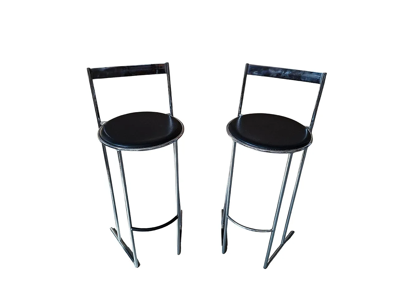 Pair of stools in chrome and leather, 1970s 3