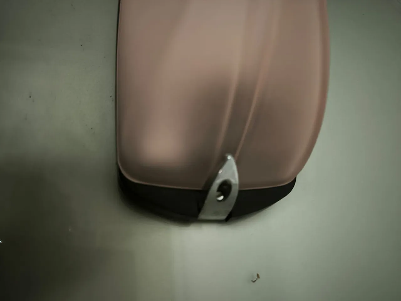 Lampada da parete rosa di F. Fabbian, anni '80 9