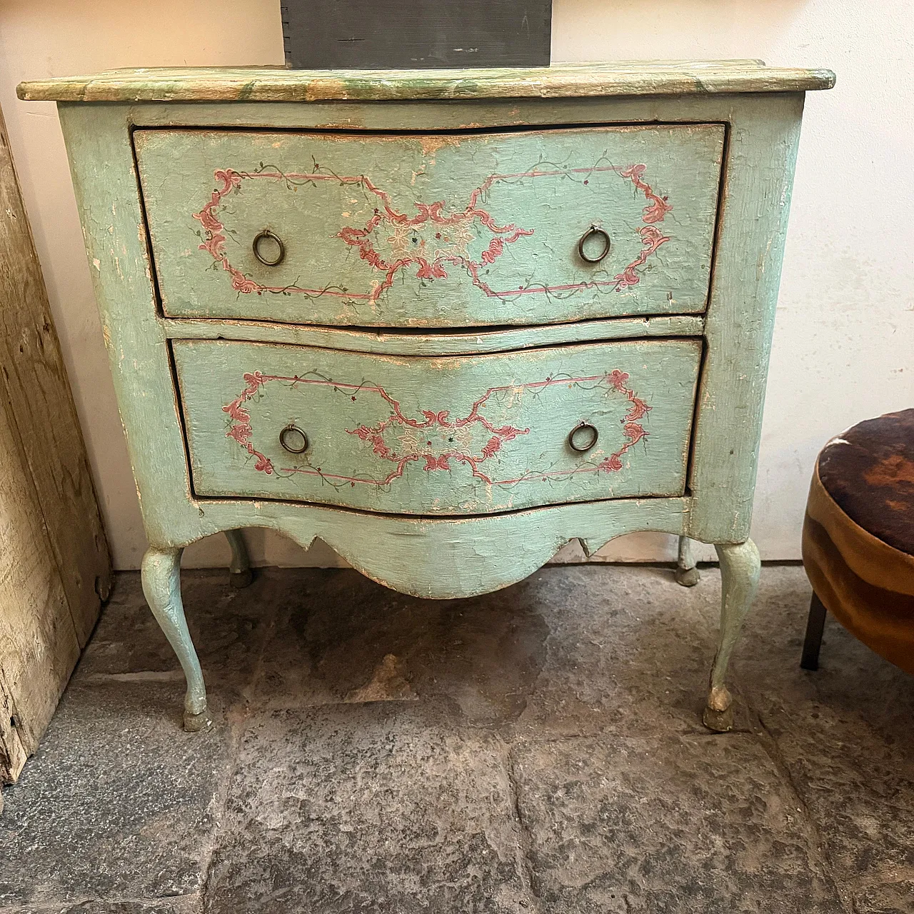 Cassettiera in stile Luigi XV in legno laccato, fine '800 14