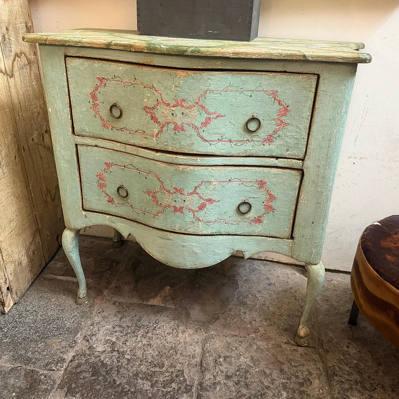 Cassettiera in stile Luigi XV in legno laccato, fine '800 16