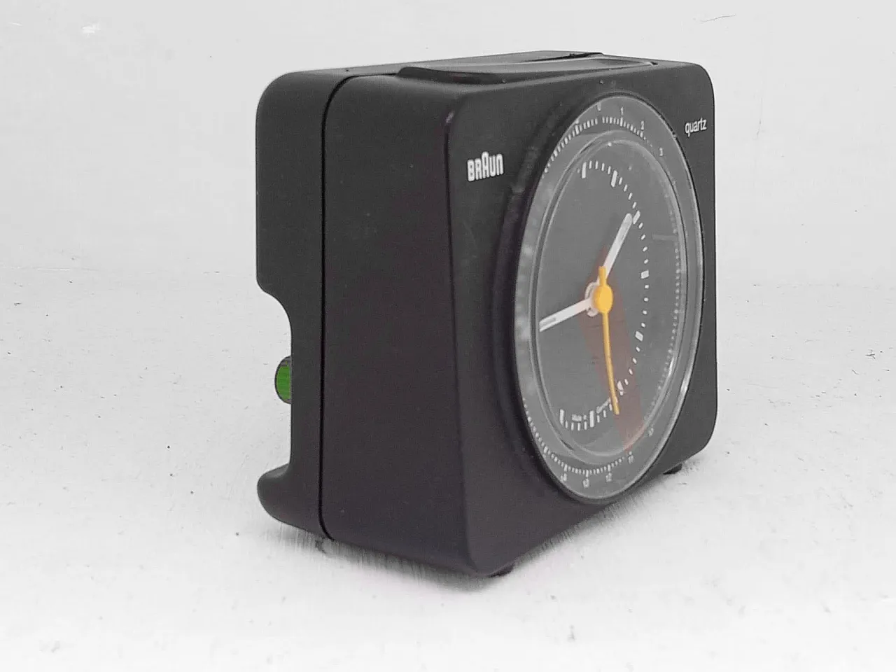 ヴィンテージ Braun TYPE:4834 Braun Dietrich Lubs, clock megamatic ab11 type 4834, 1980s | intOndo