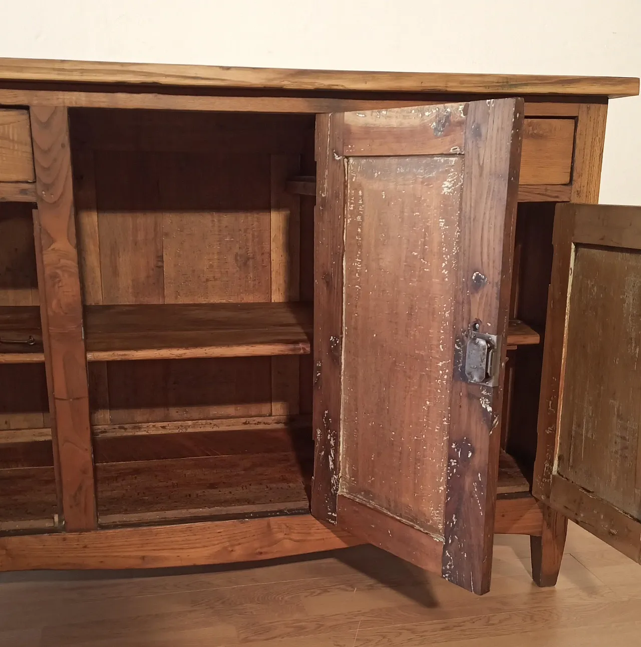 Consolle multimediale rustica con credenza in pino, '800 19