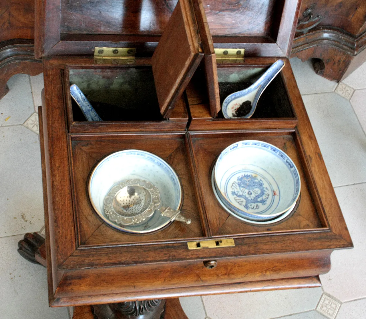Scatola da tè storica, '800 11
