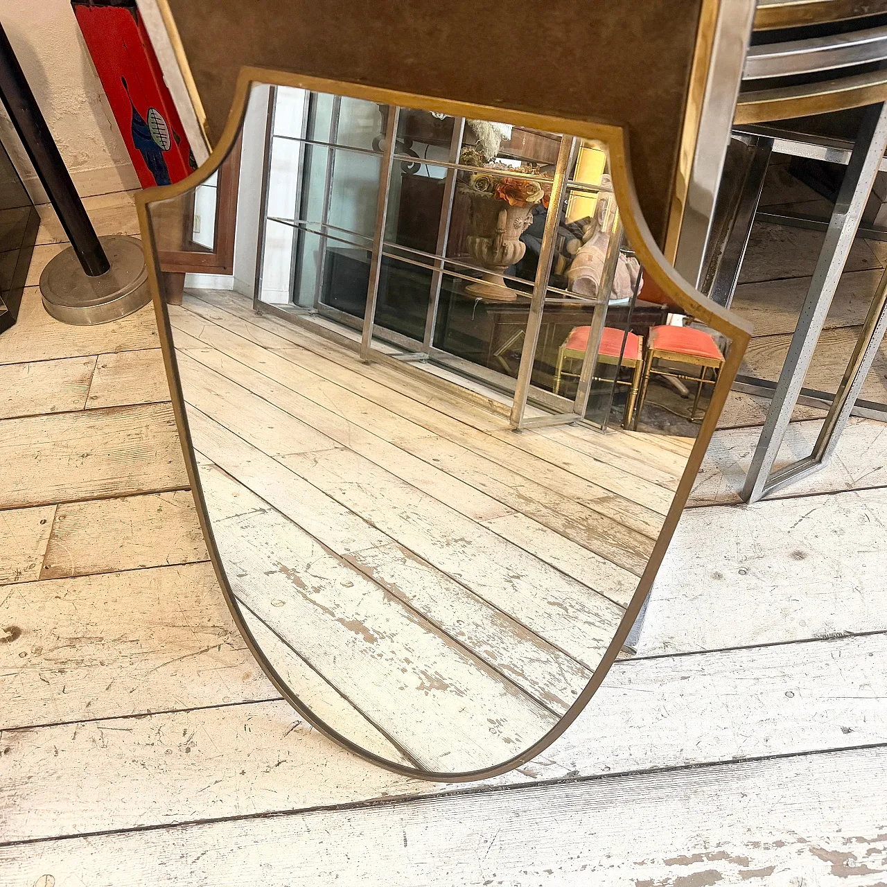 Specchio da parete con scudo d'ottone di Gio Ponti, anni '50 6