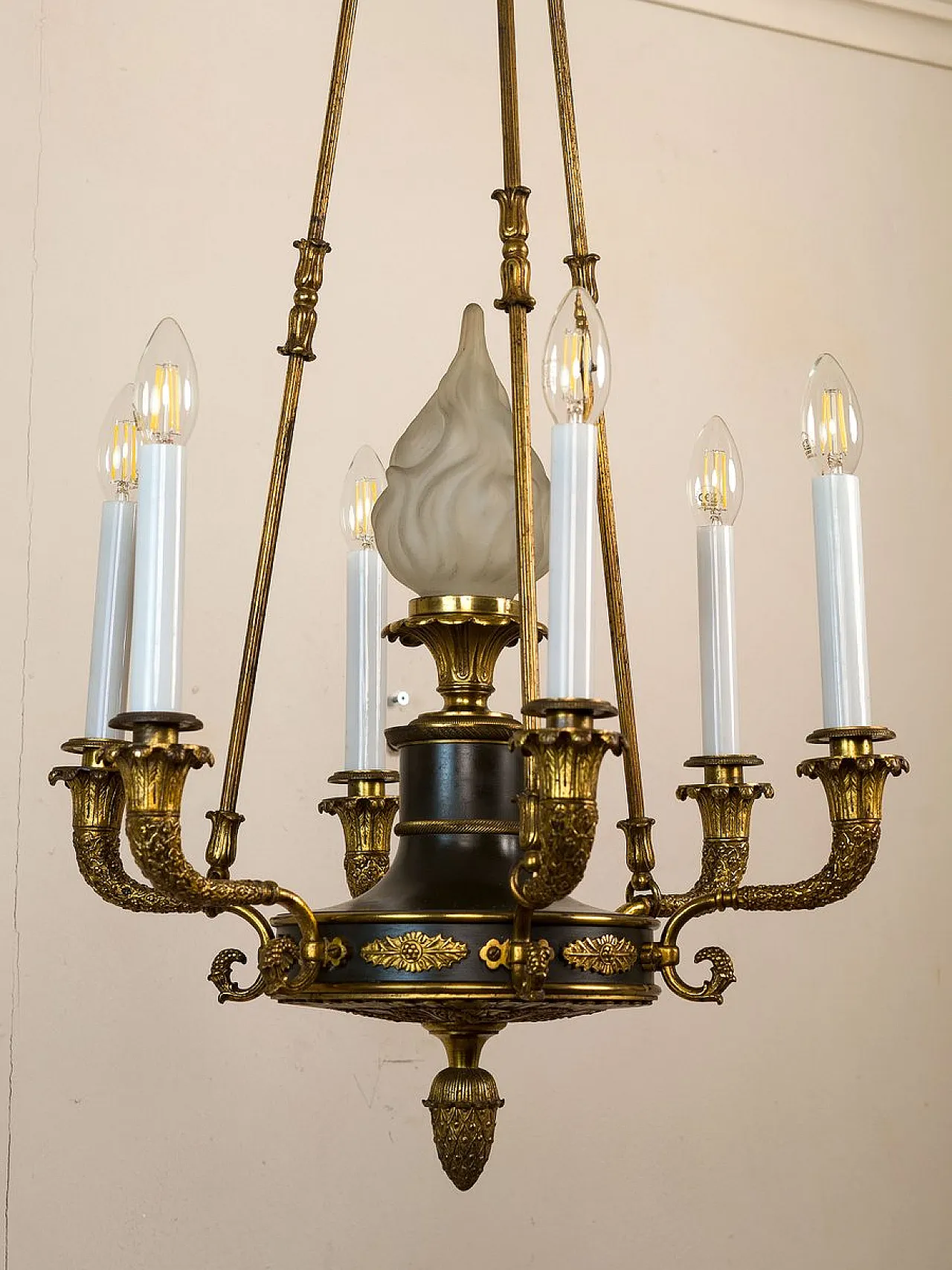 Lampadario Impero a 7 luci in bronzo dorato, fine '800 6