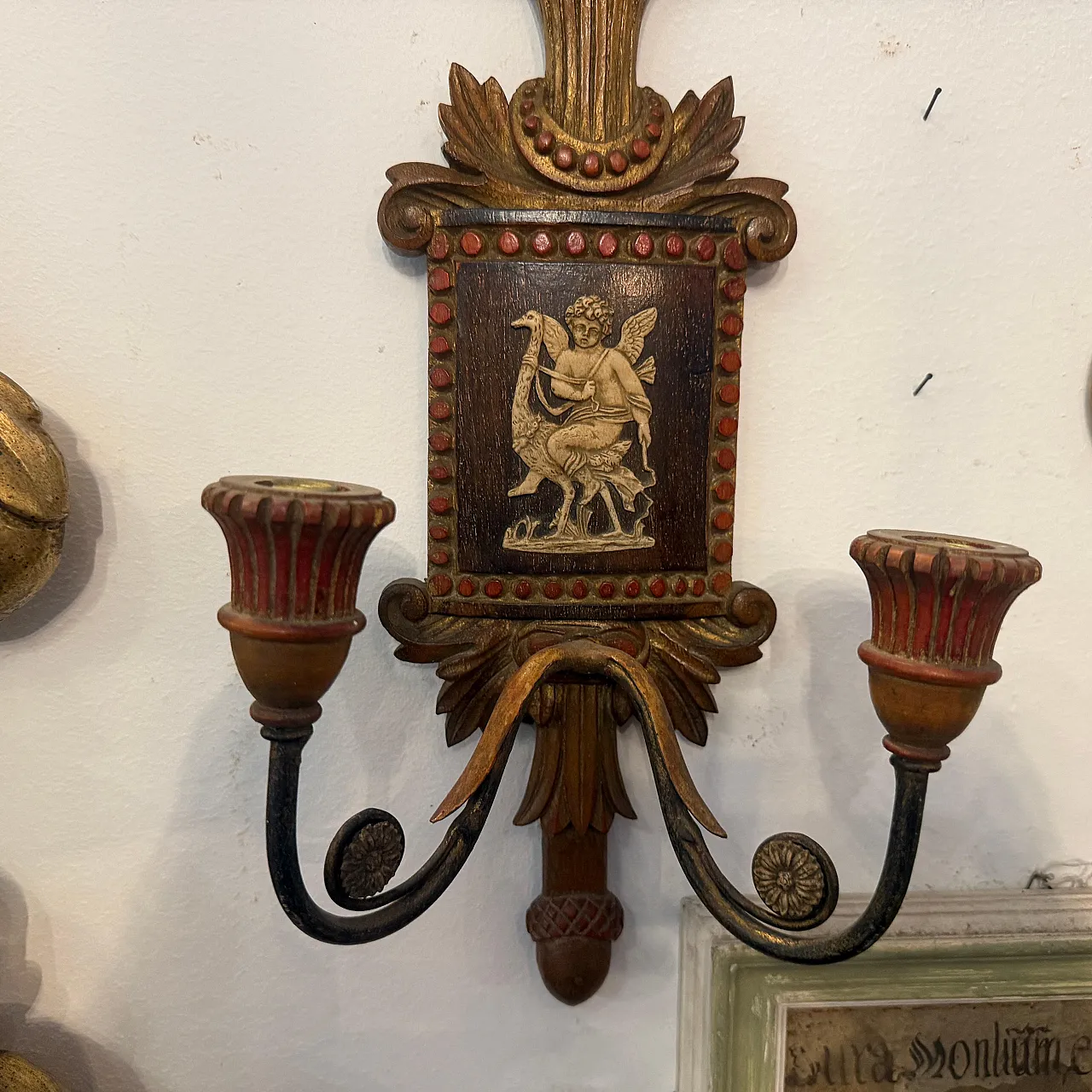 Coppia di lampade da parete Florentine in legno laccato, anni '50 4