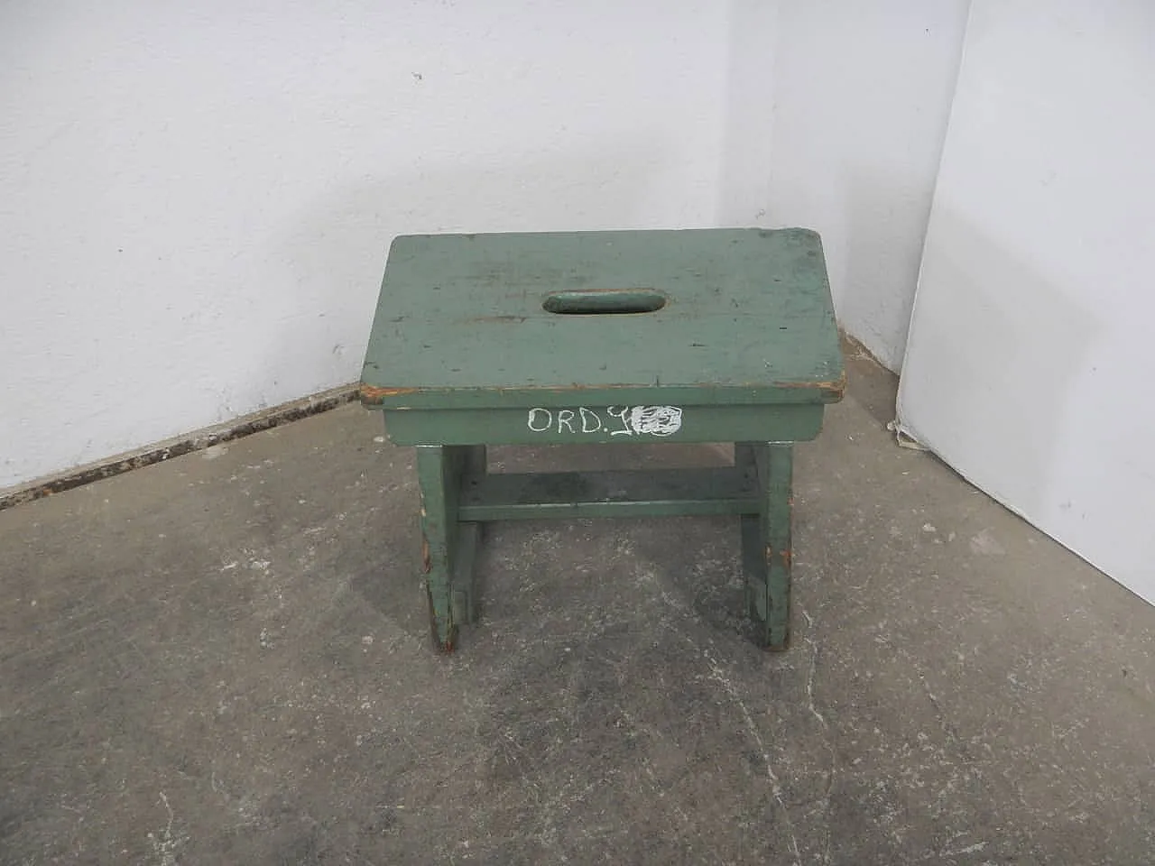 Support stool in fir wood 1960 1