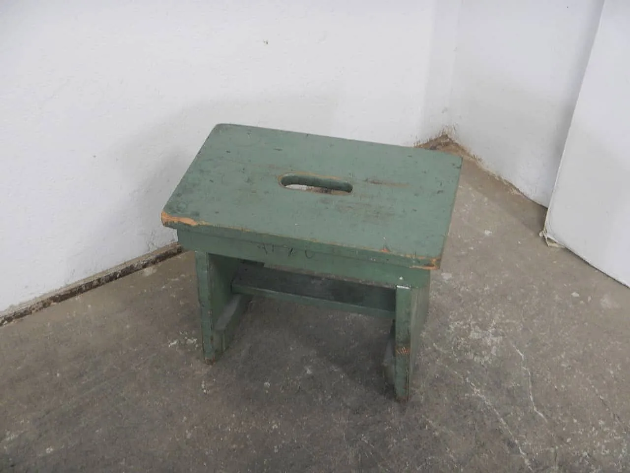 Support stool in fir wood 1960 2