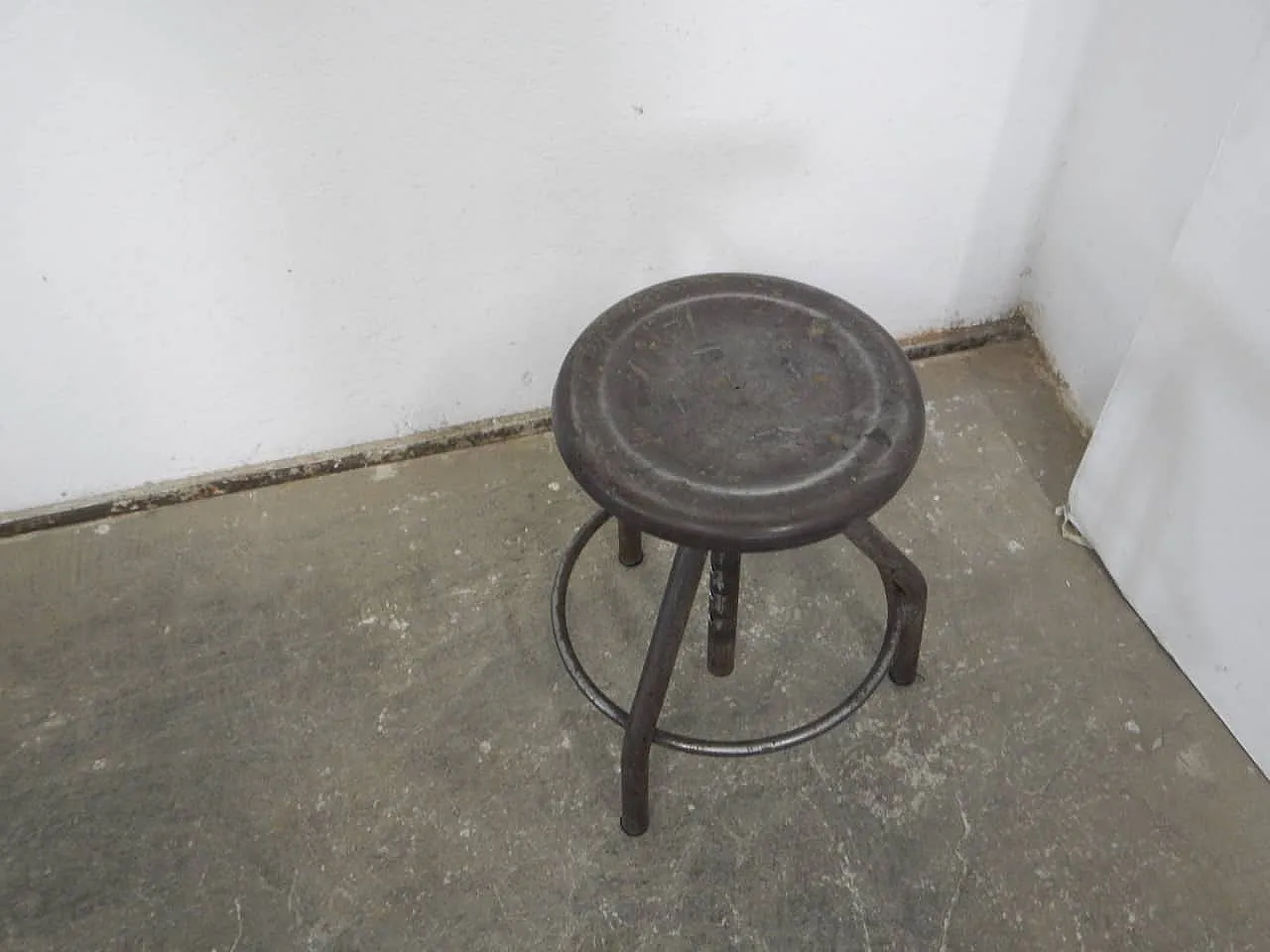 Iron workshop stool 1950 1