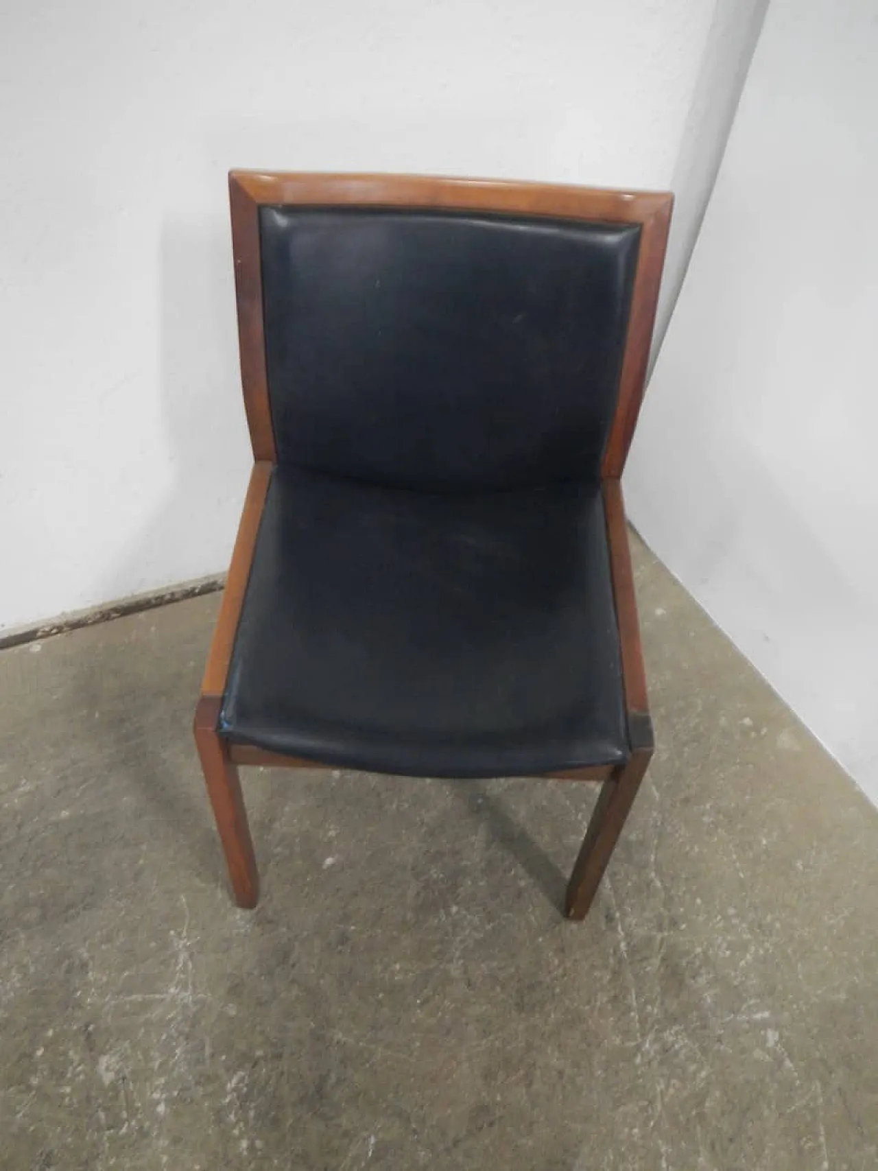 Black imitation leather chair 1980 2