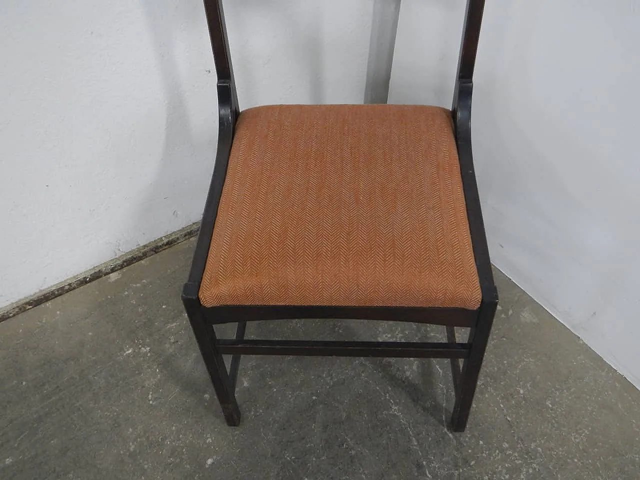Chair with fabric seat 1980 7