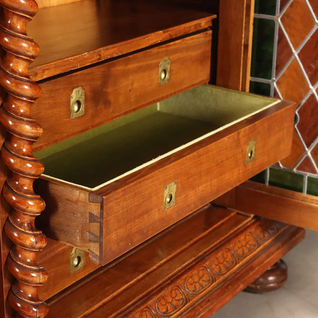 Credenza in stile Neobarocco in noce, tardo '800 7