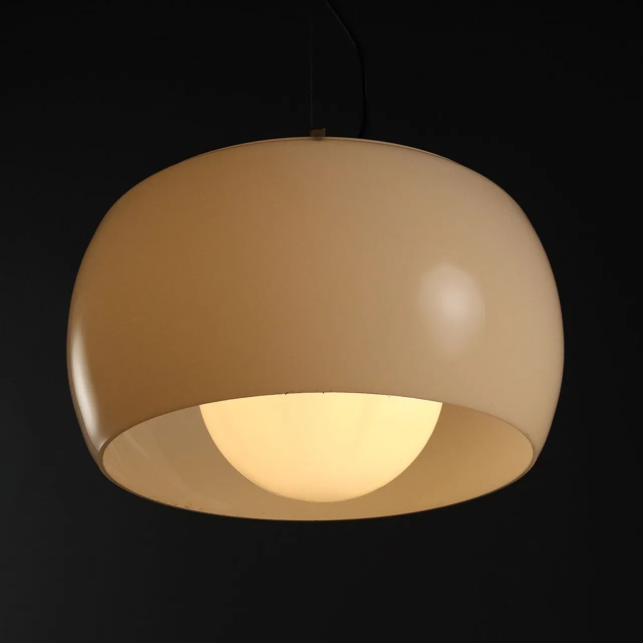 Lampada Omega di Vico Magistretti per Artemide, '900 4