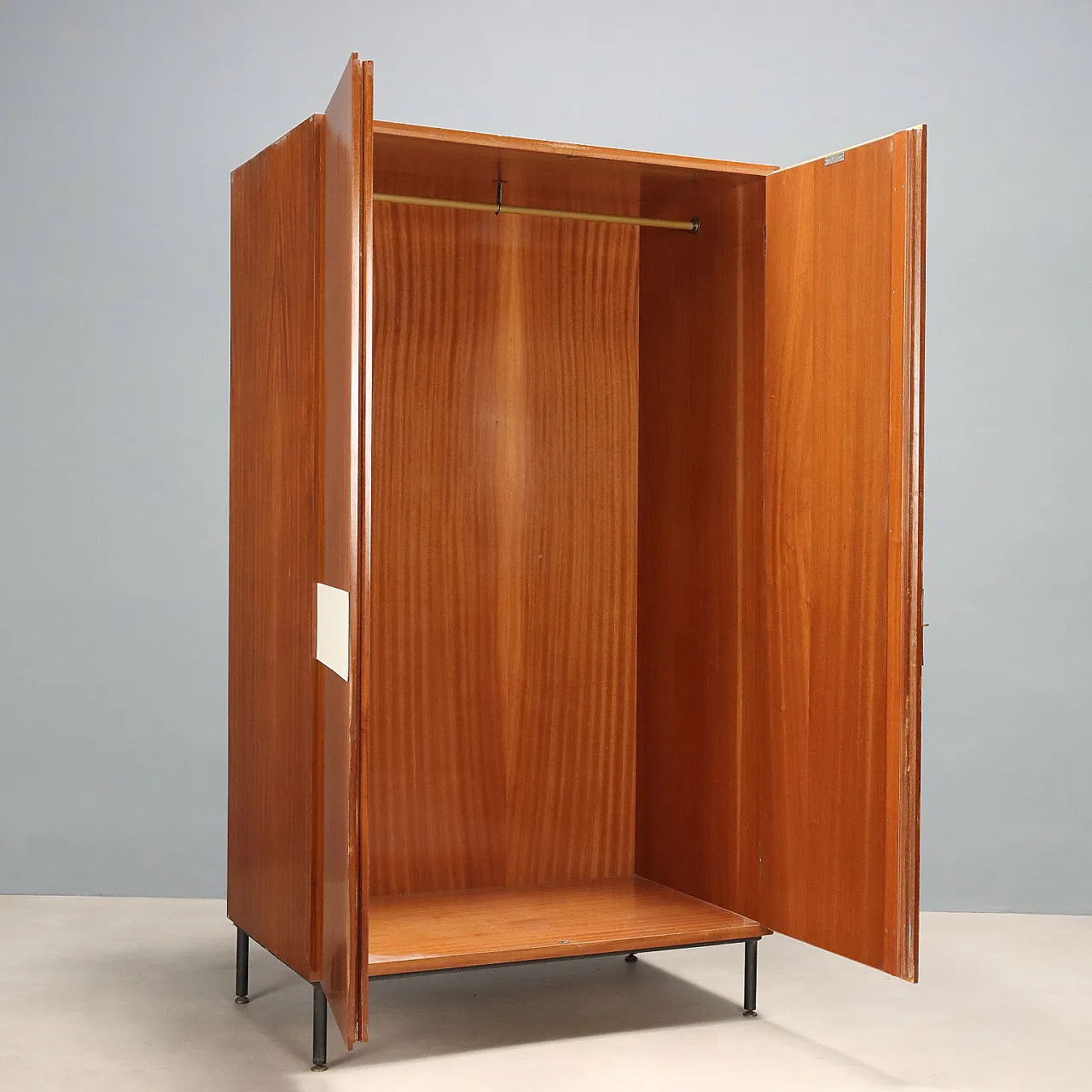Armadio in legno e formica, anni '60 4
