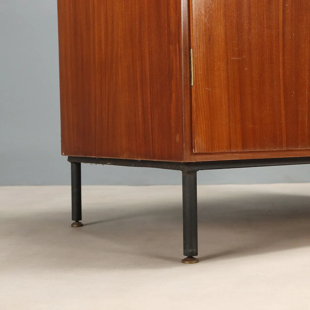 Armadio in legno e formica, anni '60 9