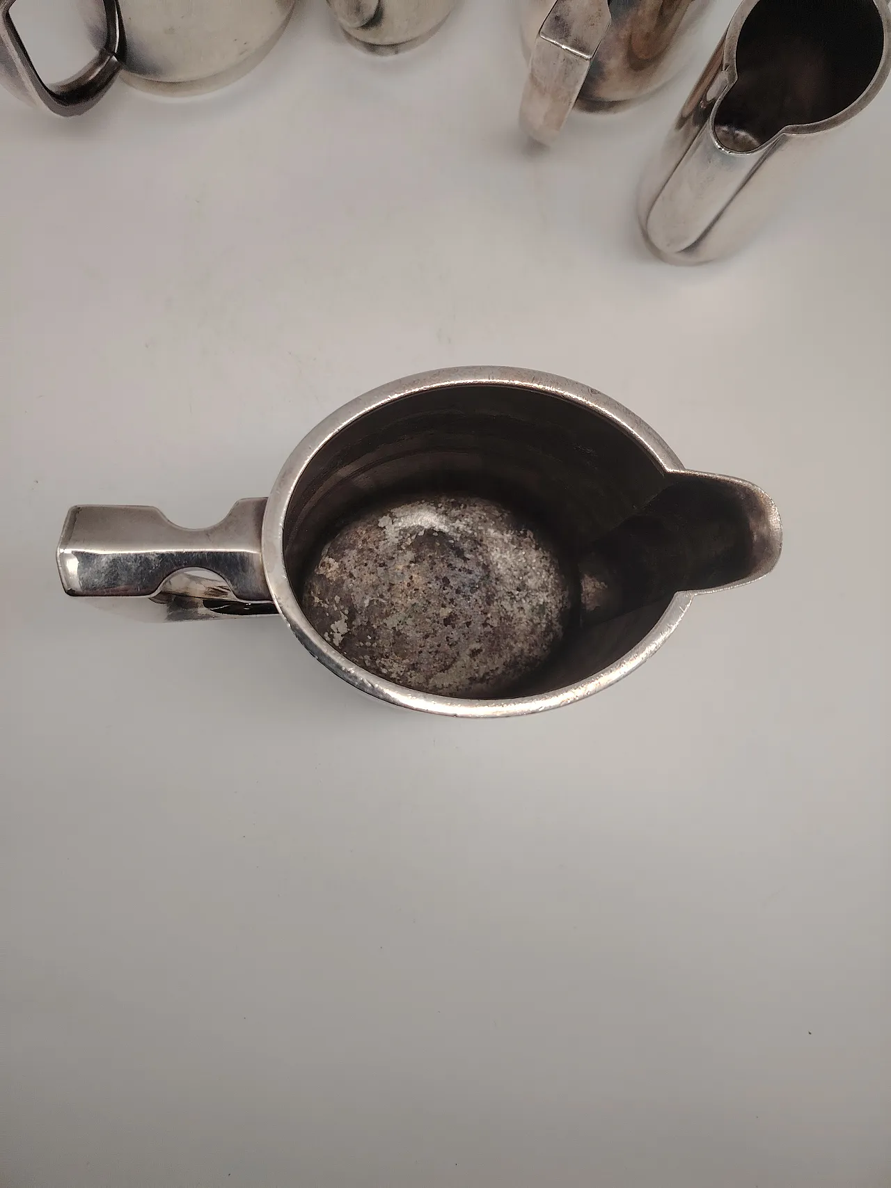 Servizio da caffè e tè di Philipp Hausler per Berndorf , 1930 31