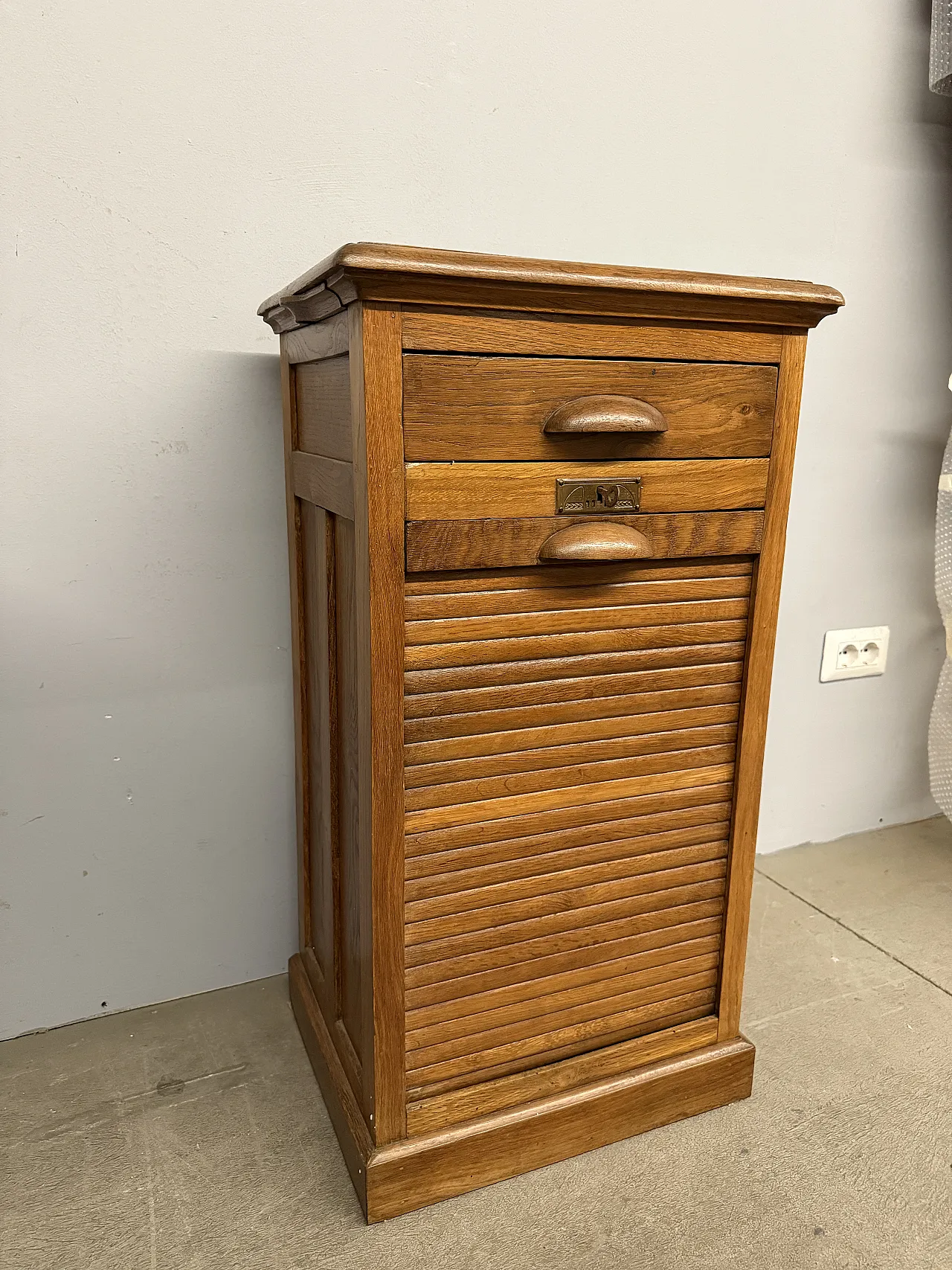 Mid-century column shutter in oak, 20th century 2