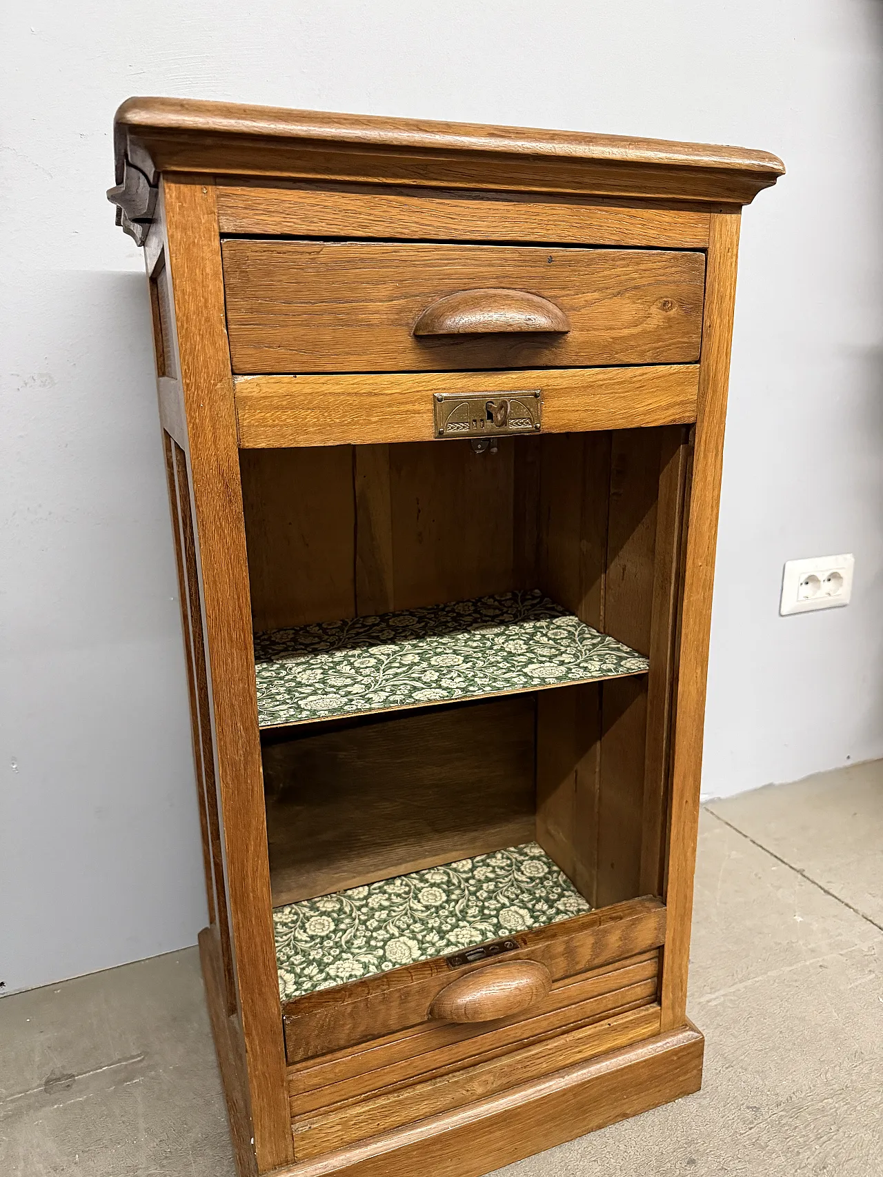 Mid-century column shutter in oak, 20th century 8
