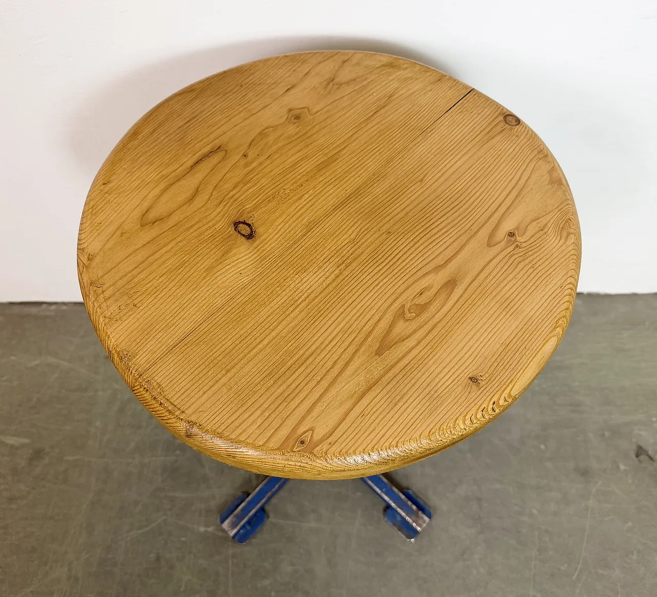 Industrial workshop stool, 1960s 11